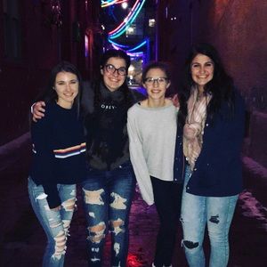 Meet your Posher, Gillian